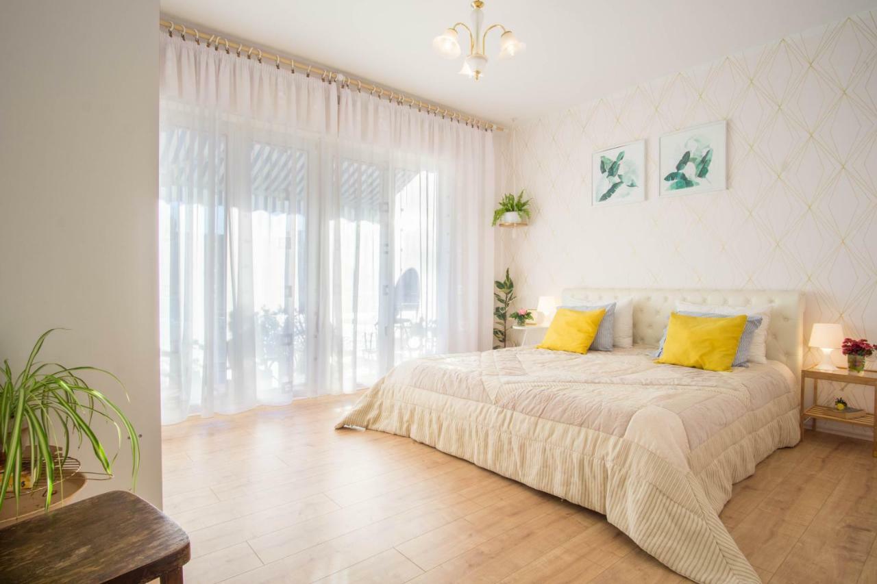 Spacious Apartment By The Sea 8+4 Pula Exterior foto